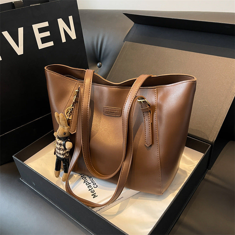 Large Capacity Women's All-match Simple Class Commuter Shoulder Bag